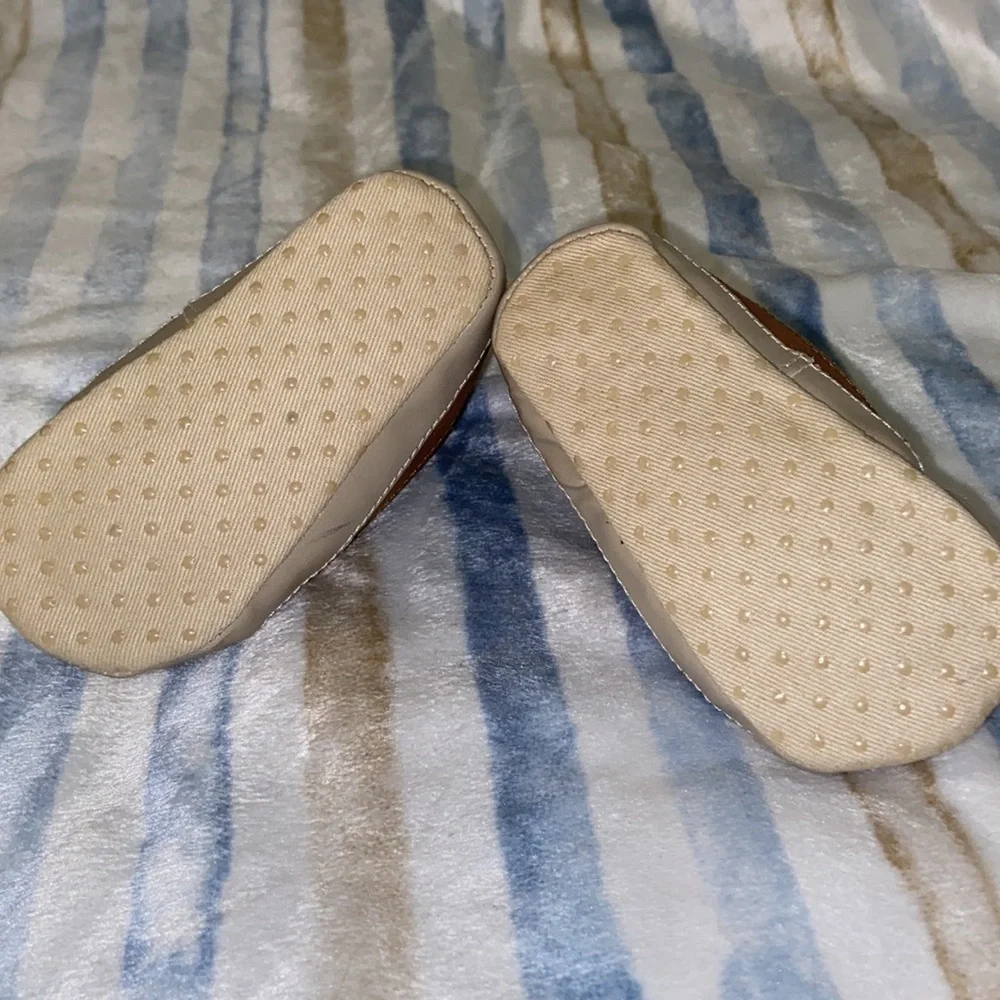 Shoes - Picture 3 of 3